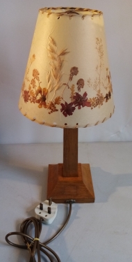 Oak wood table lamp (1)
